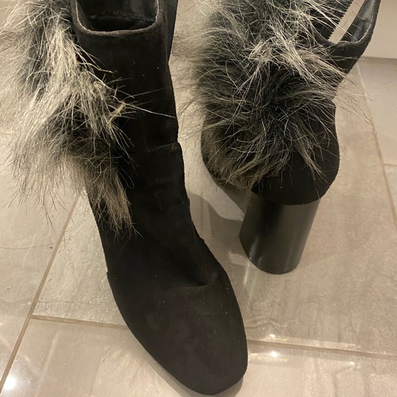 final sale Beautiful suede black winter booties - Picture 4 of 4